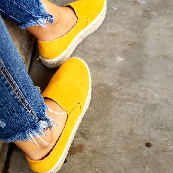 🚨LAST PAIR//The Lauren//yellow espadrille sneaker - Picture 5 of 5
